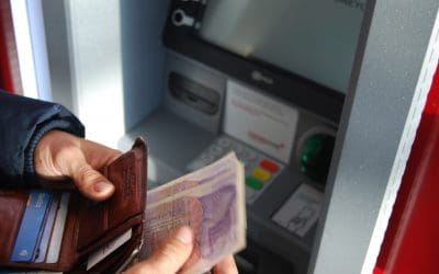 How to stay safe at the cashpoint